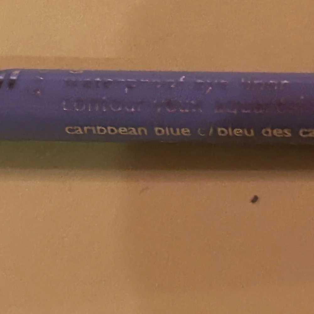 Avon Glimmersticks Waterproof Eyeliner. Caribbean Blue